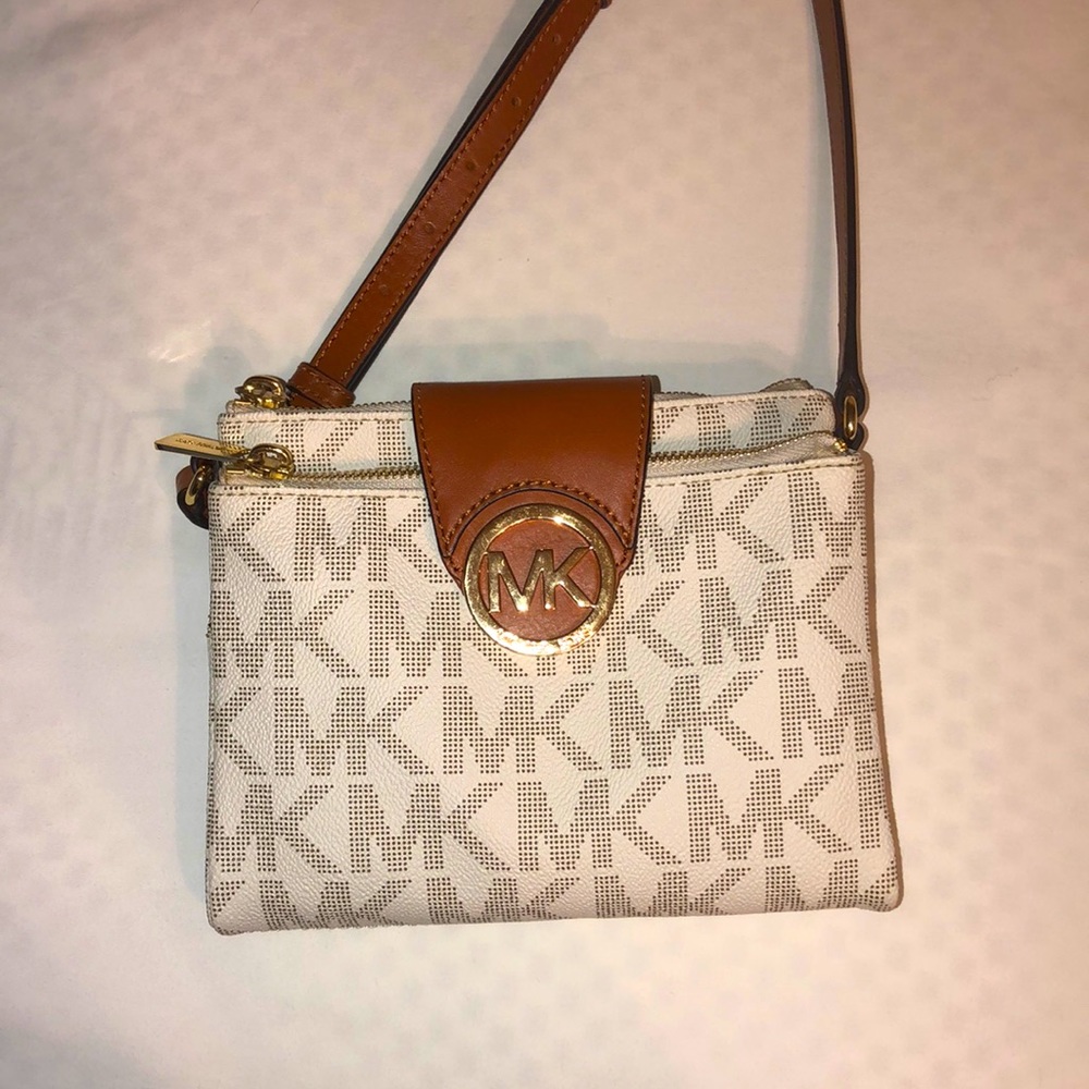 Michael Kors Crossbody Purse
